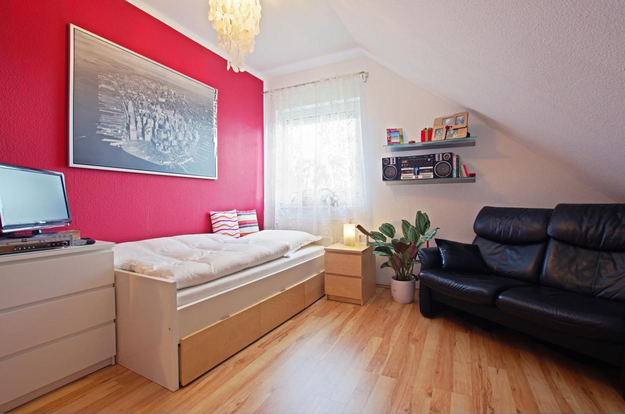 Private Rooms Near Exhibition Center Hannover Exterior foto