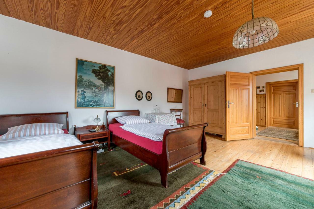 Private Rooms Near Exhibition Center Hannover Exterior foto